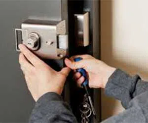 Needham Lock And Locksmith Needham, MA 781-203-8071 - commercial-locksmith-service