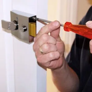 Needham Lock And Locksmith Needham, MA 781-203-8071 - emergency-unlock